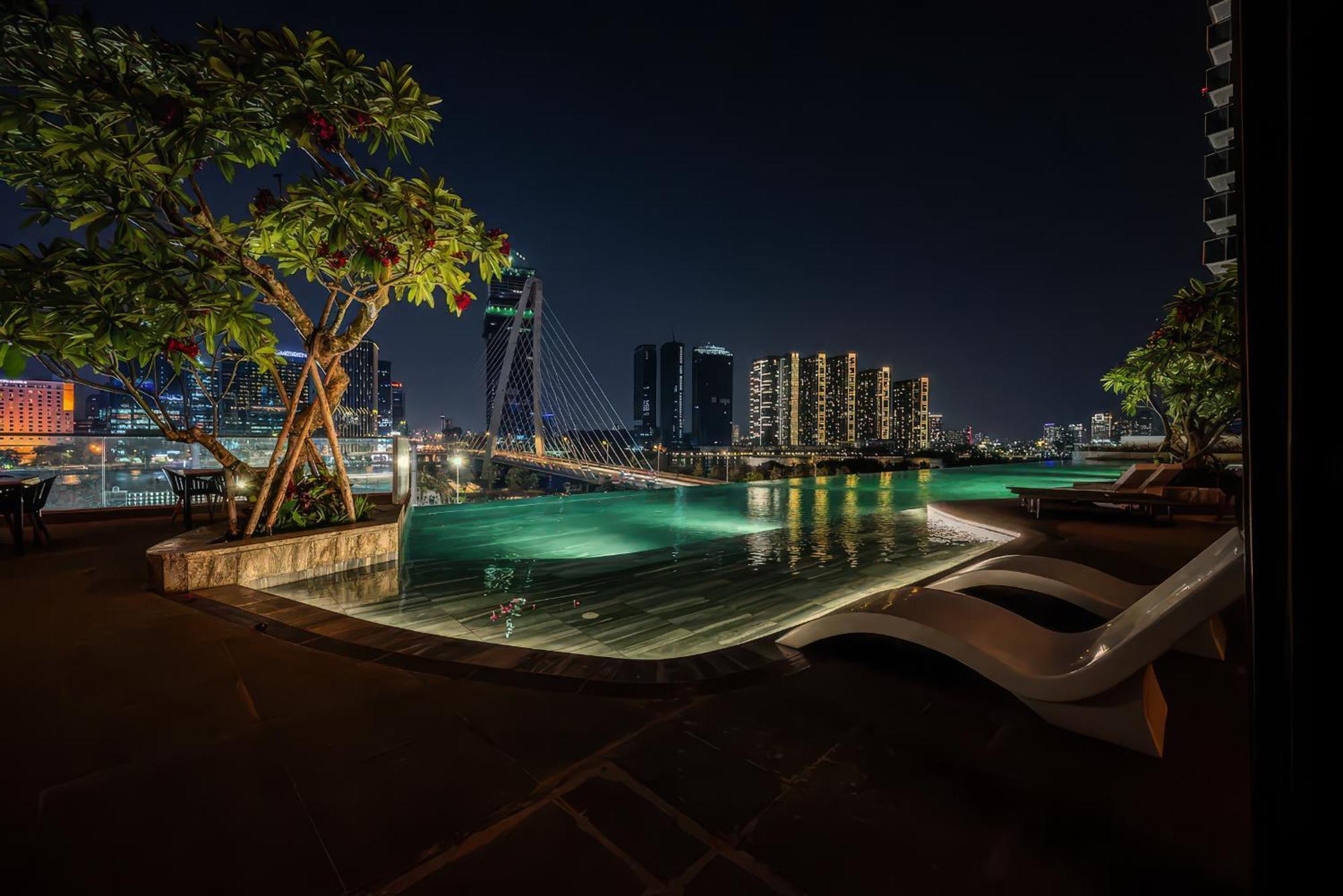 Apartamento The Opera - Luxury Infinity Pool&sauna