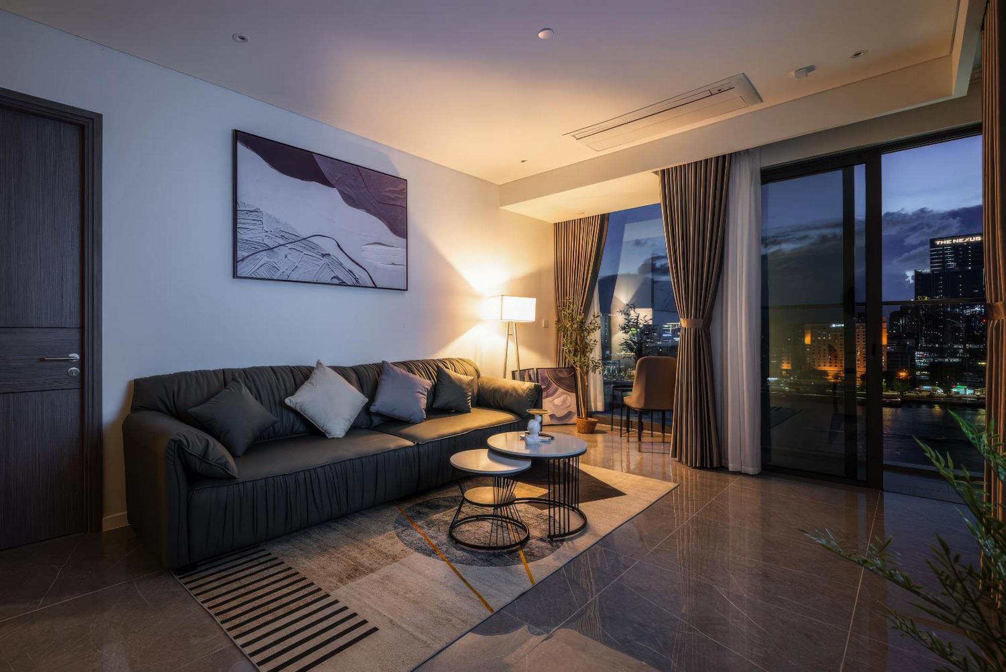 The Opera - Luxury Infinity Pool&sauna Ho Chi Minh City